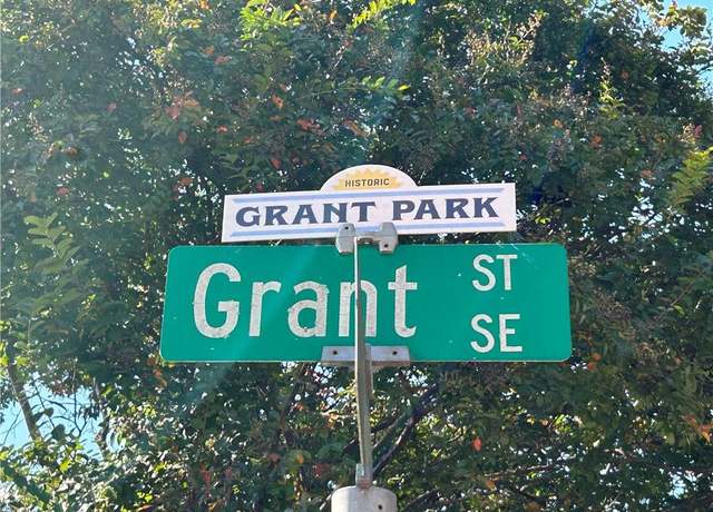 Property at 429 Grant St SE, Atlanta, GA 30312, 3 beds, 3.5 baths