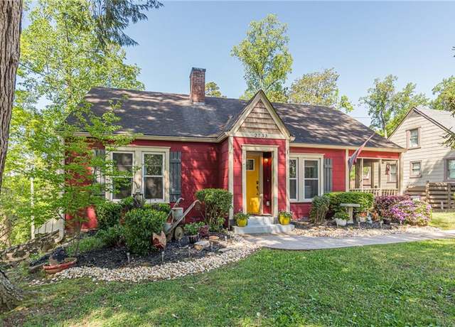 Property at 2733 Winburn Ter, East Point, GA 30344, 4 beds, 2.5 baths