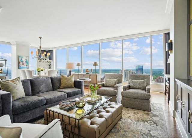 Property at 3630 Peachtree Rd NE #2304, Atlanta, GA 30326, 2 beds, 2.5 baths