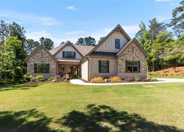 Property at 127 Heights Ave, Forsyth, GA 31029, 5 beds, 3.5 baths