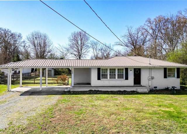 Property at 126 Cherry St, Adairsville, GA 30103, 2 beds, 1 bath