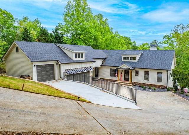 Property at 5527 Little River Cir, Gainesville, GA 30506, 4 beds, 4 baths