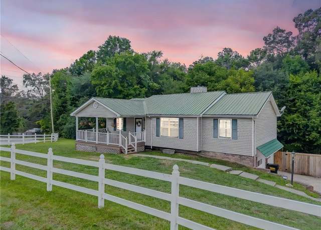 Property at 15 Pine St, Ringgold, GA 30736, 3 beds, 2 baths