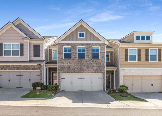 Property at 7673 Squire Ct, Fairburn, GA 30213, 3 beds, 2.5 baths