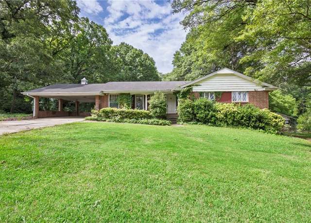Property at 1395 Clay Rd SW, Mableton, GA 30126, 3 beds, 2 baths