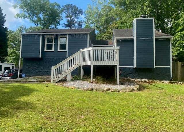 Property at 6701 Knollwood Cir, Douglasville, GA 30135, 4 beds, 3 baths
