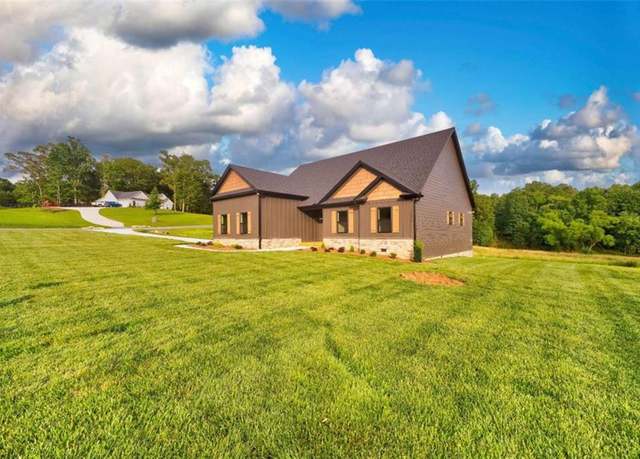 Property at 40 Ellie Way, Ellijay, GA 30536, 3 beds, 2 baths