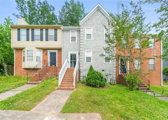 Property at 1660 Cedar Bluff Way, Marietta, GA 30062, 2 beds, 2.5 baths