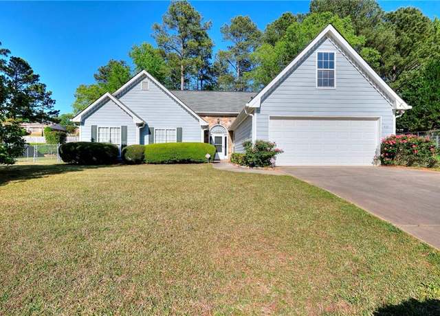 Property at 435 Towler Ct, Loganville, GA 30052, 3 beds, 2 baths