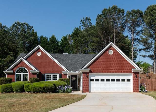 Property at 310 Morning Glen Dr, Suwanee, GA 30024, 3 beds, 2 baths