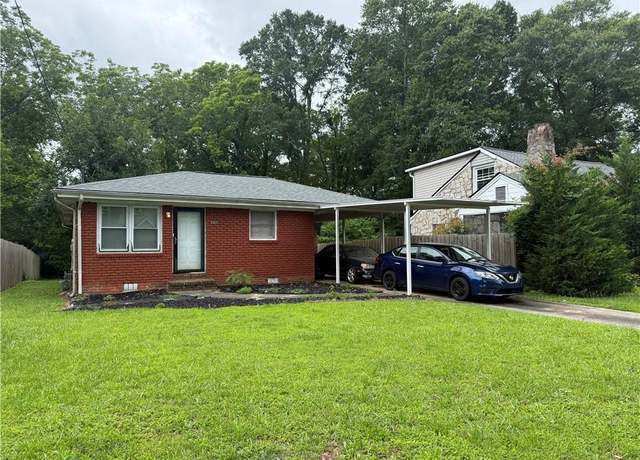 Property at 2431 Crestview Ave, Decatur, GA 30032, 3 beds, 1.5 baths