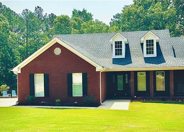 Property at 305 Moccasin Gap Rd, Jackson, GA 30233, 4 beds, 3 baths