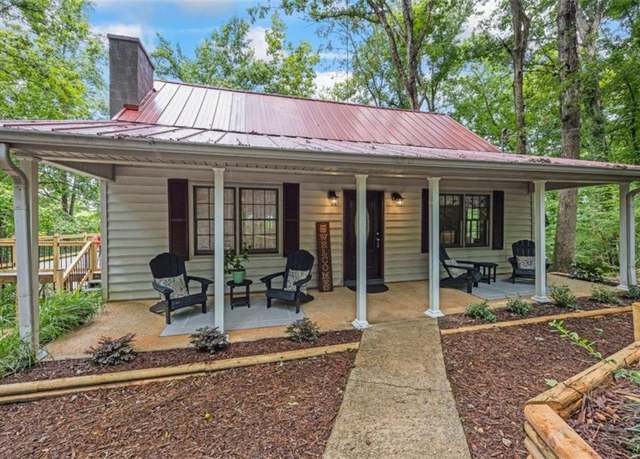 Property at 1561 Indian Woods Dr, Greensboro, GA 30642, 3 beds, 2 baths