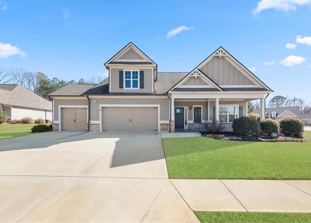 Property at 998 High Shoal Dr, Monroe, GA 30655, 4 beds, 3 baths