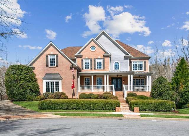 Property at 4865 Meadow Park Ln, Suwanee, GA 30024, 6 beds, 5 baths