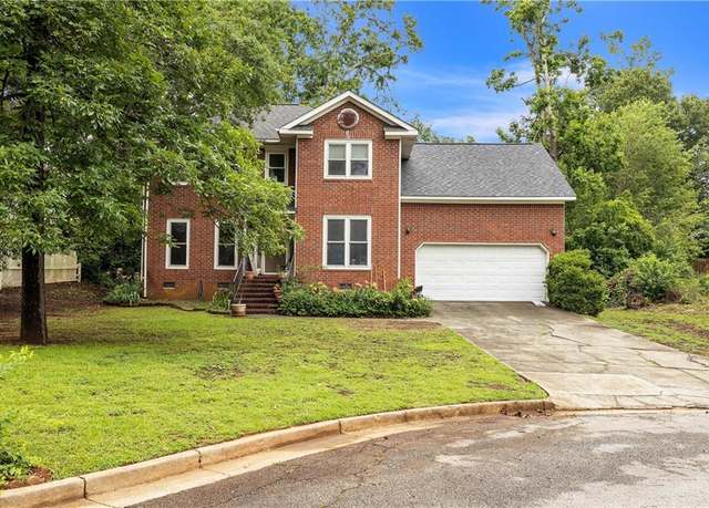 Property at 284 Mount Folly Rd, Augusta, GA 30907, 4 beds, 2.5 baths