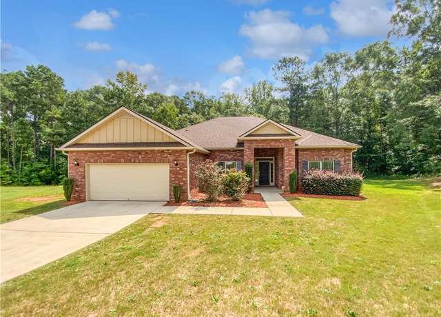 Property at 1037 Yorkshire Dr, Griffin, GA 30223, 4 beds, 2 baths