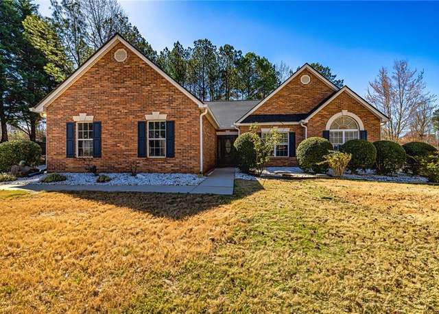 Property at 409 Hunting Ridge Way, Ellenwood, GA 30294, 4 beds, 2 baths