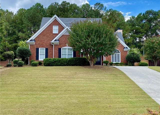 Property at 1093 Spruce Creek Ln, Lawrenceville, GA 30045, 4 beds, 2 baths