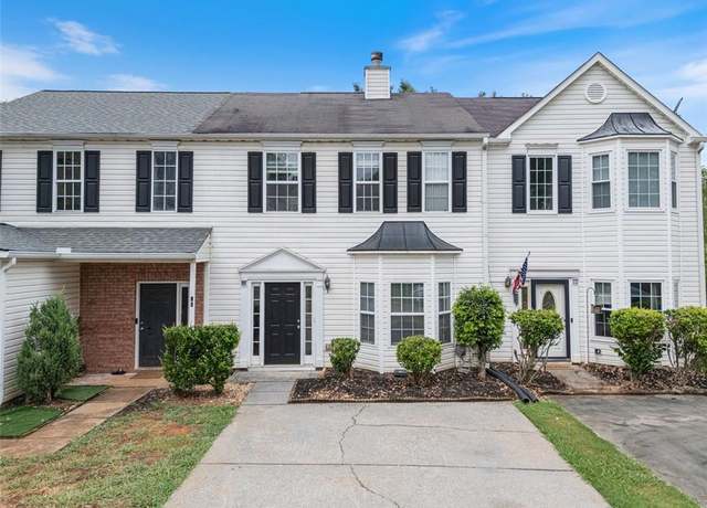 Property at 32 Hampton Dr, Cartersville, GA 30121, 2 beds, 2.5 baths