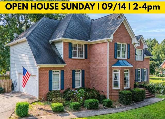 Property at 4355 Chatuge Dr, Buford, GA 30519, 5 beds, 3.5 baths