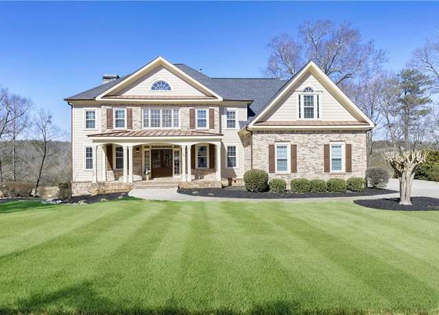 Property at 3433 Pinemont Dr, Douglasville, GA 30135, 4 beds, 4.5 baths