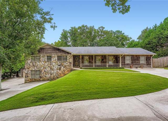 Property at 3290 Sewell Mill Rd, Marietta, GA 30062, 5 beds, 4 baths