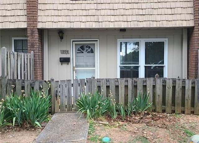 Property at 1394 Wood Cir S, Morrow, GA 30260, 2 beds, 2.5 baths