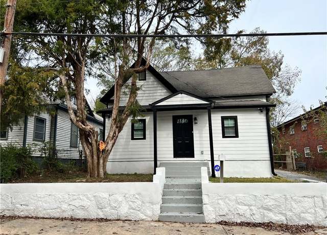 Property at 701 Cameron M Alexander Blvd NW, Atlanta, GA 30318, 3 beds, 2 baths