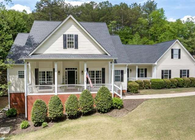 Property at 245 Clover Mill Dr, Jefferson, GA 30549, 6 beds, 3.5 baths