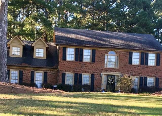 Property at 3472 Honeycomb Dr SE, Conyers, GA 30094, 5 beds, 2.5 baths