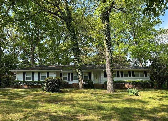 Property at 2963 Williams Pl, Snellville, GA 30078, 3 beds, 2 baths