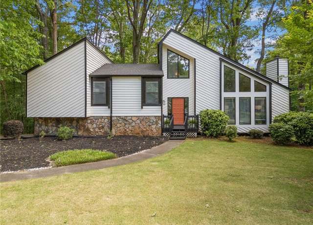 Property at 4514 Creekwood Cir NW, Kennesaw, GA 30152, 3 beds, 2 baths