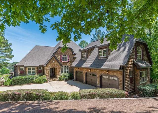 Property at 111 Forest Overlook Dr, Forsyth, GA 31029, 4 beds, 5.5 baths