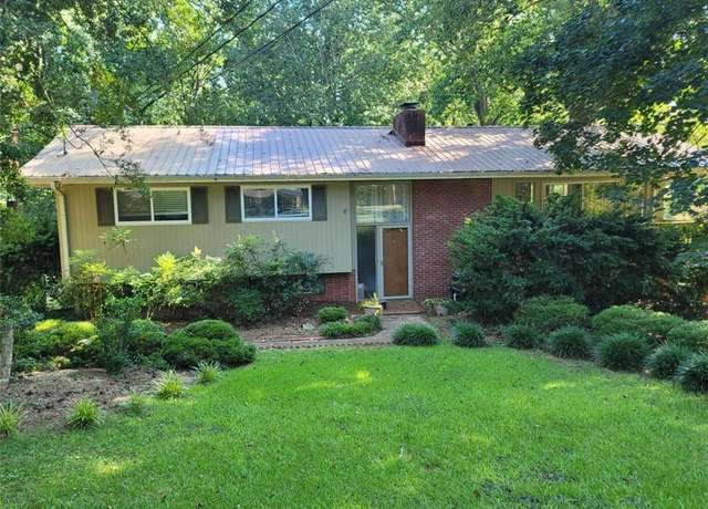 Property at 2157 Skyline Dr, Gainesville, GA 30501, 4 beds, 2.5 baths