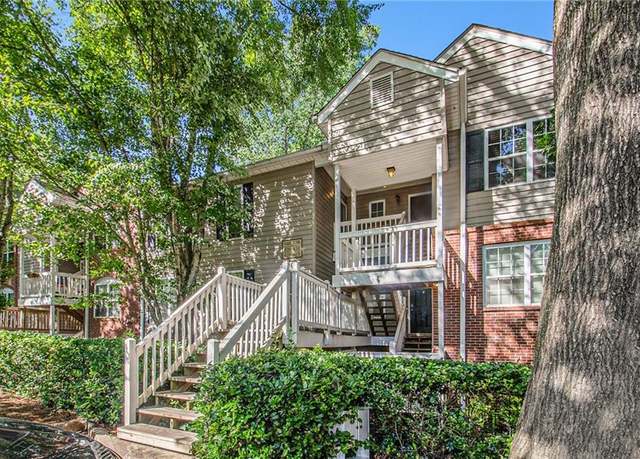 Property at 446 Teal Ct, Roswell, GA 30076, 2 beds, 2 baths