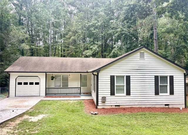Property at 1403 Lakemont Dr, Grayson, GA 30017, 3 beds, 2 baths