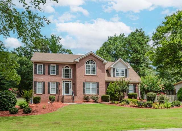 Property at 960 Chaucer Gate Ct, Lawrenceville, GA 30043, 4 beds, 2.5 baths