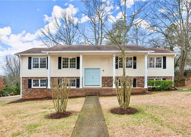 Property at 3284 Devaughn Dr NE, Marietta, GA 30066, 5 beds, 3 baths