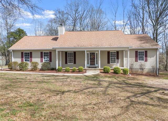 Property at 662 Maley Rd, Jefferson, GA 30549, 3 beds, 2 baths