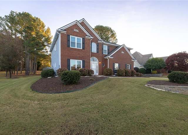 Property at 4120 Lakeside Blvd, Monroe, GA 30655, 4 beds, 2.5 baths