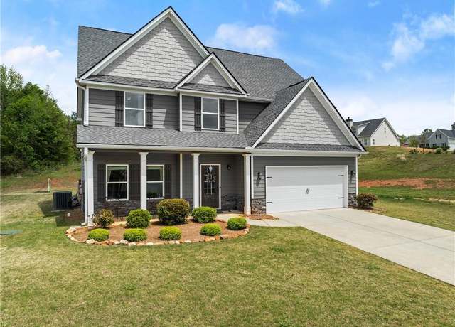 Property at 4416 Barefoot Run, Gainesville, GA 30506, 4 beds, 2.5 baths