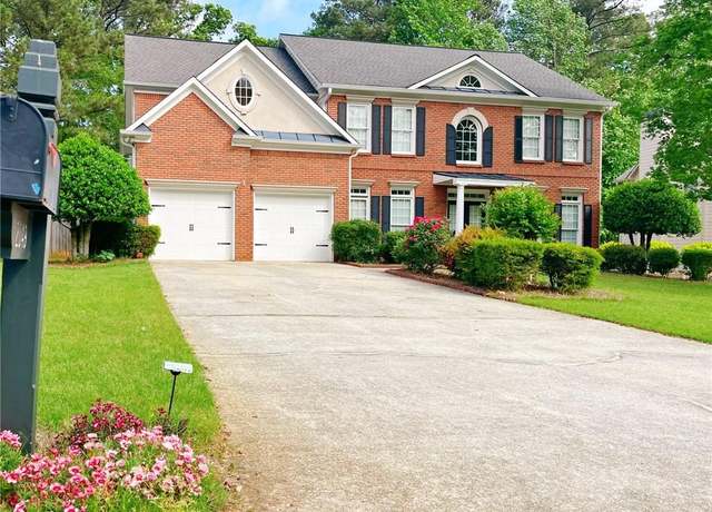 Property at 2049 Mclain Rd NW, Acworth, GA 30101, 5 beds, 4 baths