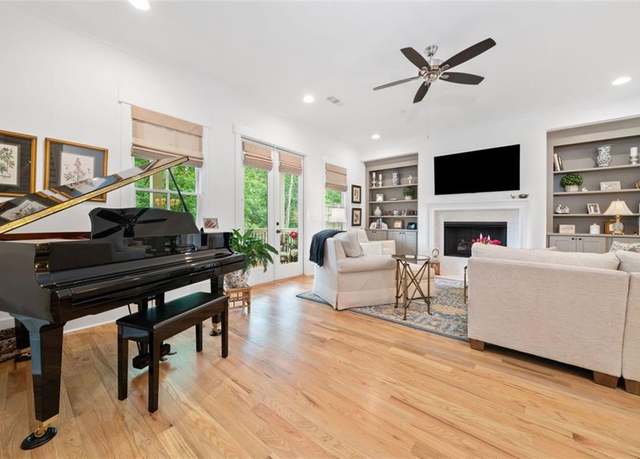 Property at 1045 Endeavour Ct, Marietta, GA 30064, 4 beds, 3.5 baths