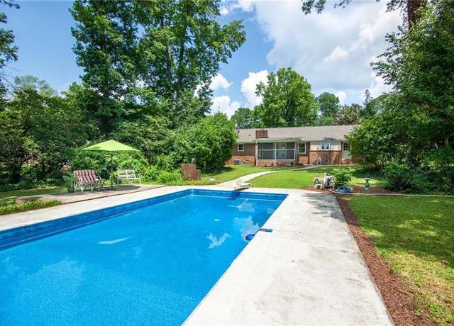 Property at 5254 Corinth Dr, Stone Mountain, GA 30087, 3 beds, 2 baths