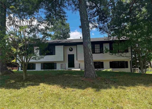 Property at 2475 Cajun Dr, Marietta, GA 30066, 4 beds, 3 baths