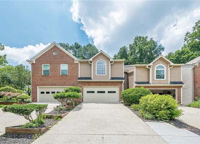 Property at 912 Edgewater Cir, Marietta, GA 30062, 2 beds, 2.5 baths