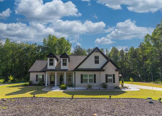 Property at 698 Dixon Bridge Rd, Maysville, GA 30558, 4 beds, 3 baths