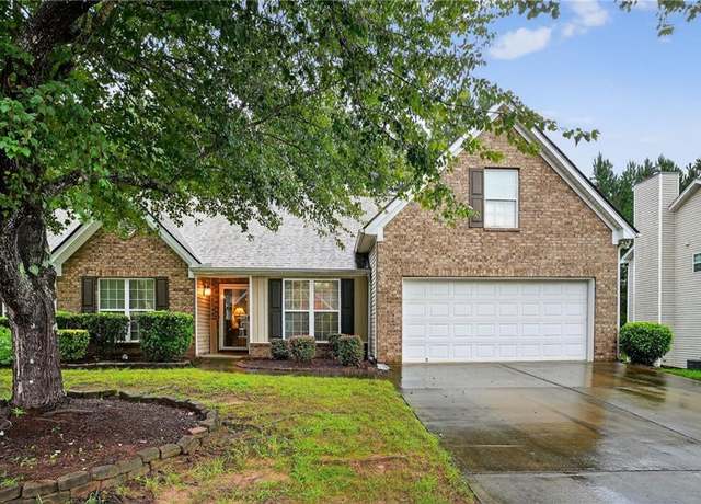 Property at 932 Creek Bottom Rd, Loganville, GA 30052, 4 beds, 2 baths