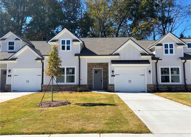 Property at 66 Village Ct #12, Cleveland, GA 30528, 2 beds, 2 baths
